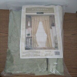 Victoria Jacquard Window Set W/Edge Balance & Rope Green 58x84" New